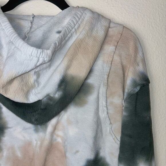 Mono B Sweater Women's Medium Tie Dye Jacquard Cropped Hoodie white, tan, green - Picture 14 of 16